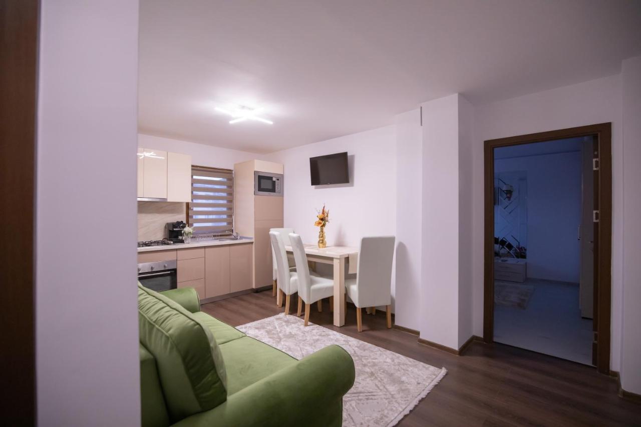 Apartament Gold Tîrgu Ocna Exteriör bild